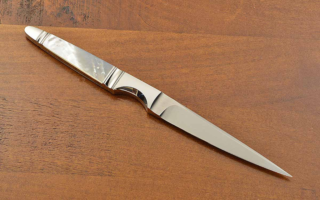 Integral Art Knife