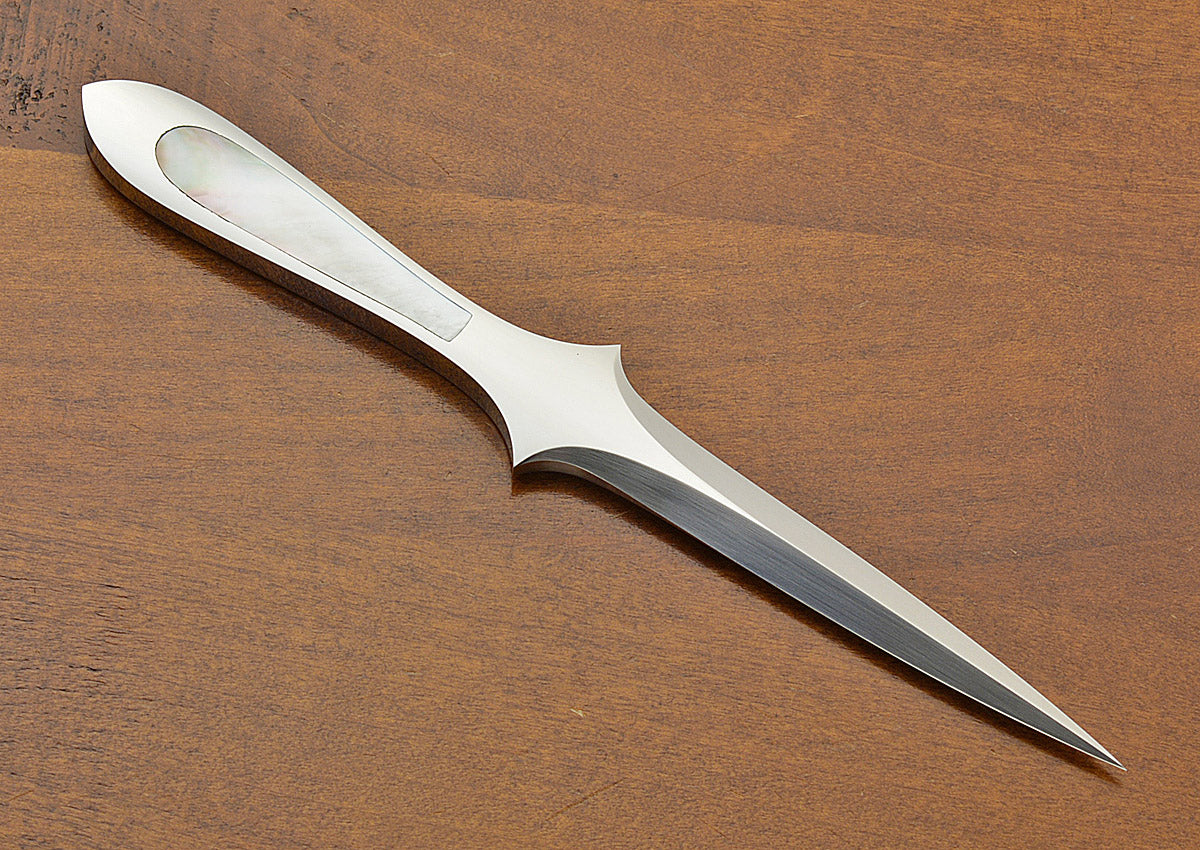 Small Integral Dagger – Nordic Knives