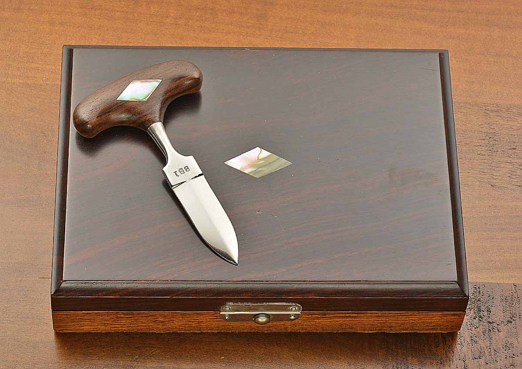 Push Dagger