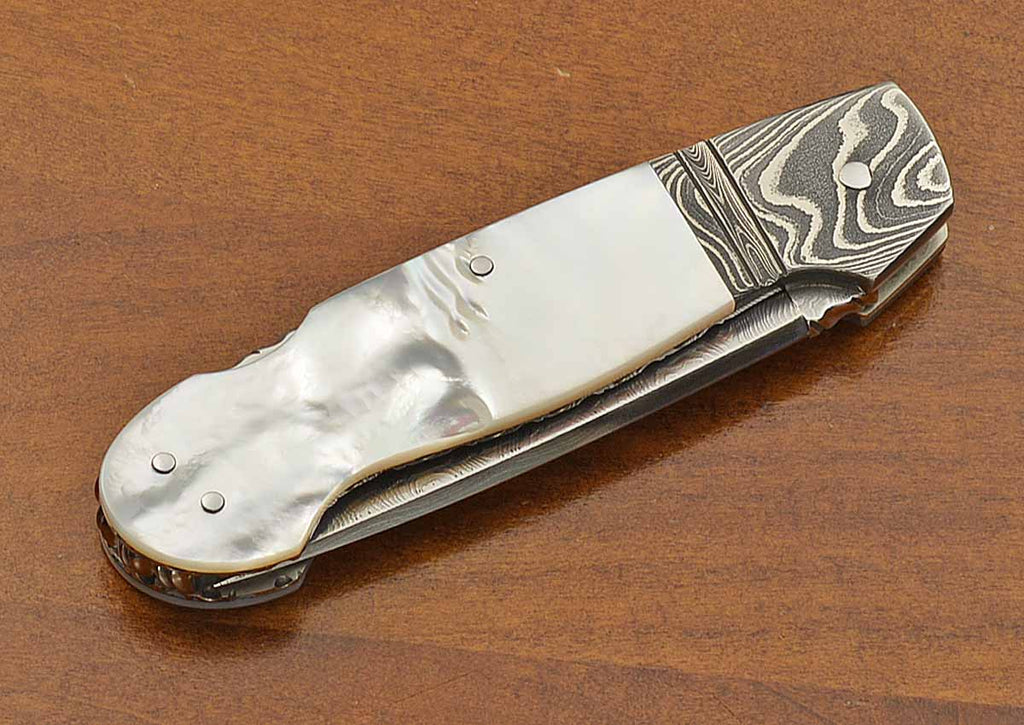 Lock Blade Folder