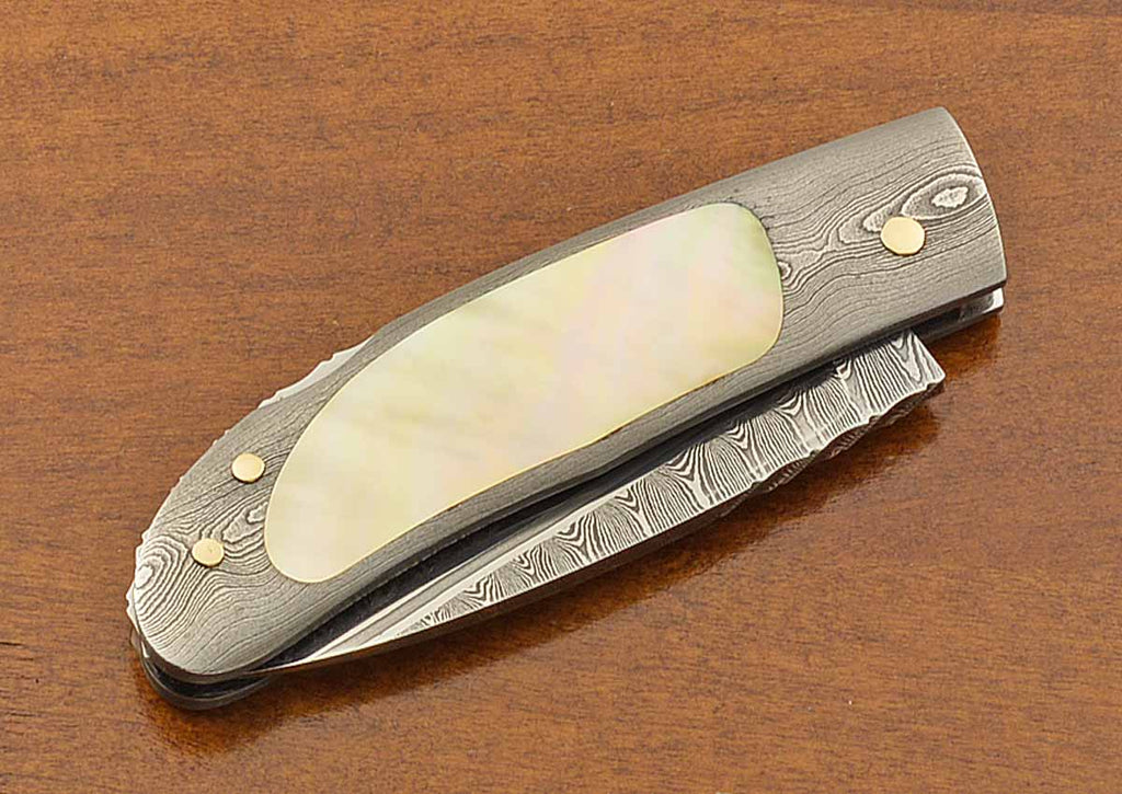 Interframe Lock Blade Folder