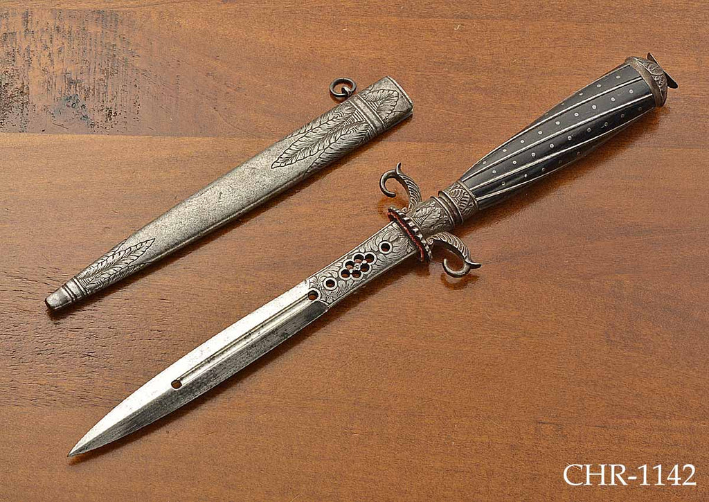 Antique European Romantic Dagger