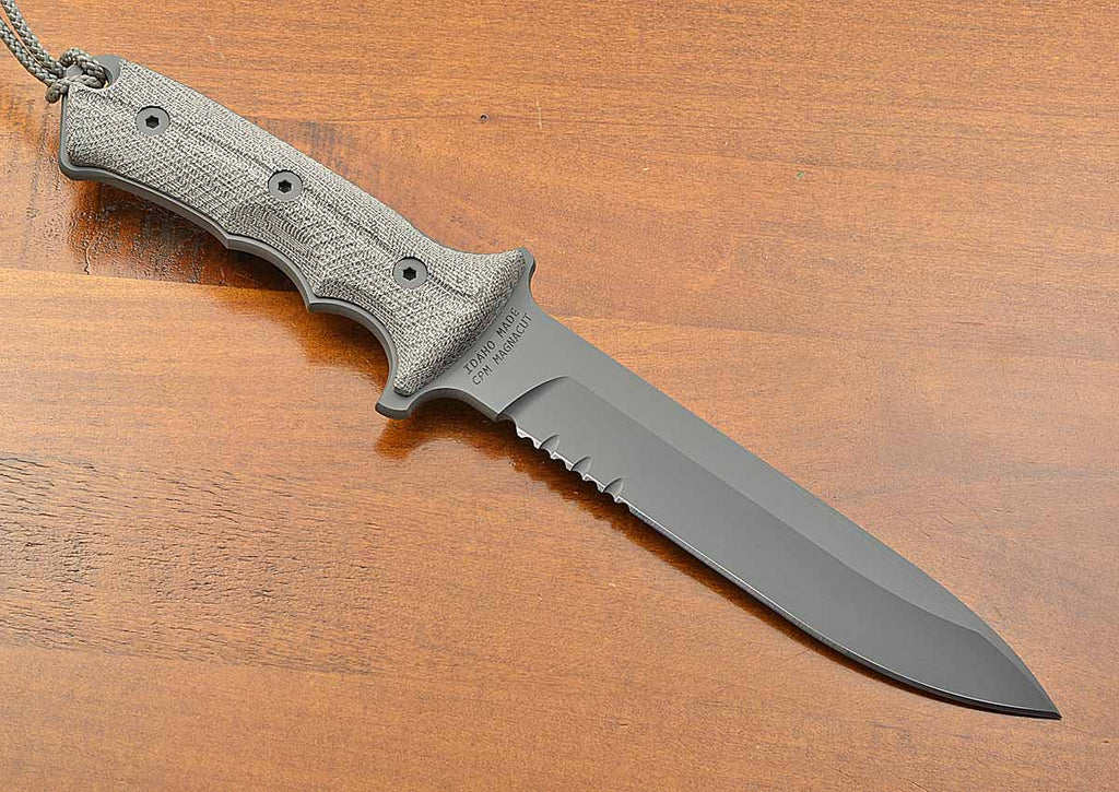 Green Beret Serrated