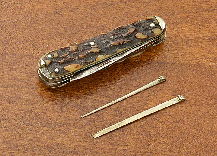 Antique Miniature Gentleman's Pocket Knife