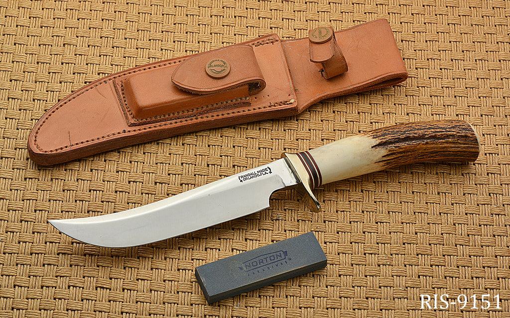 Outstanding 1961 Model 4-6" "Big Game & Skinner"